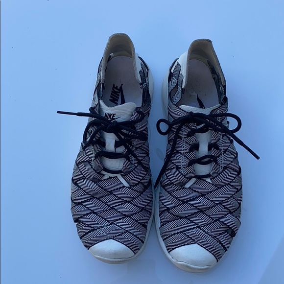 Nike Weav 7.5 women's - Picture 1 of 6